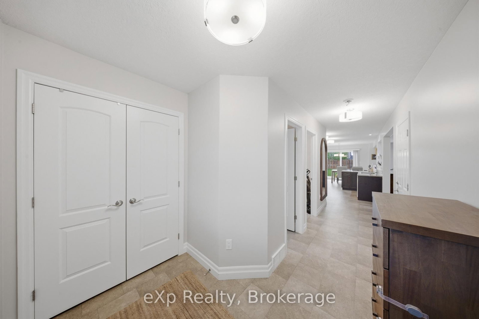 300 Hutton Street E • North Perth, ON photo 4