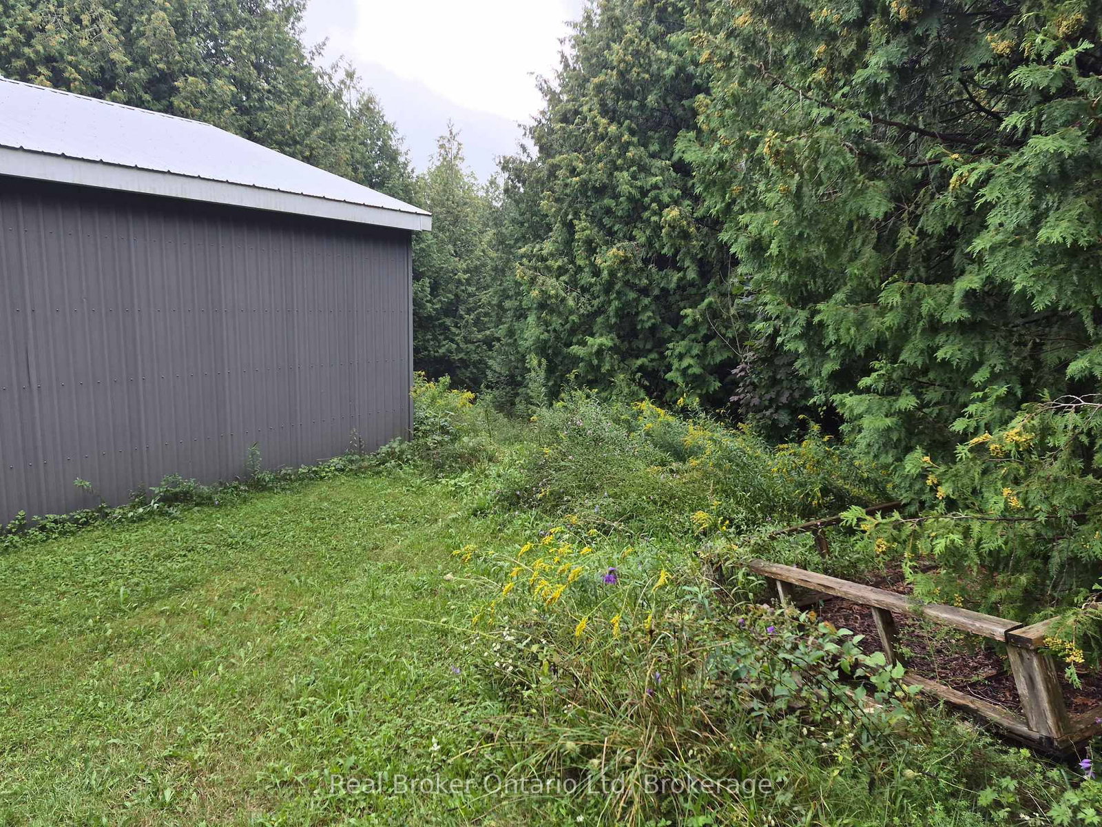 775522 HIGHWAY 10 Highway S • West Grey, ON photo 7
