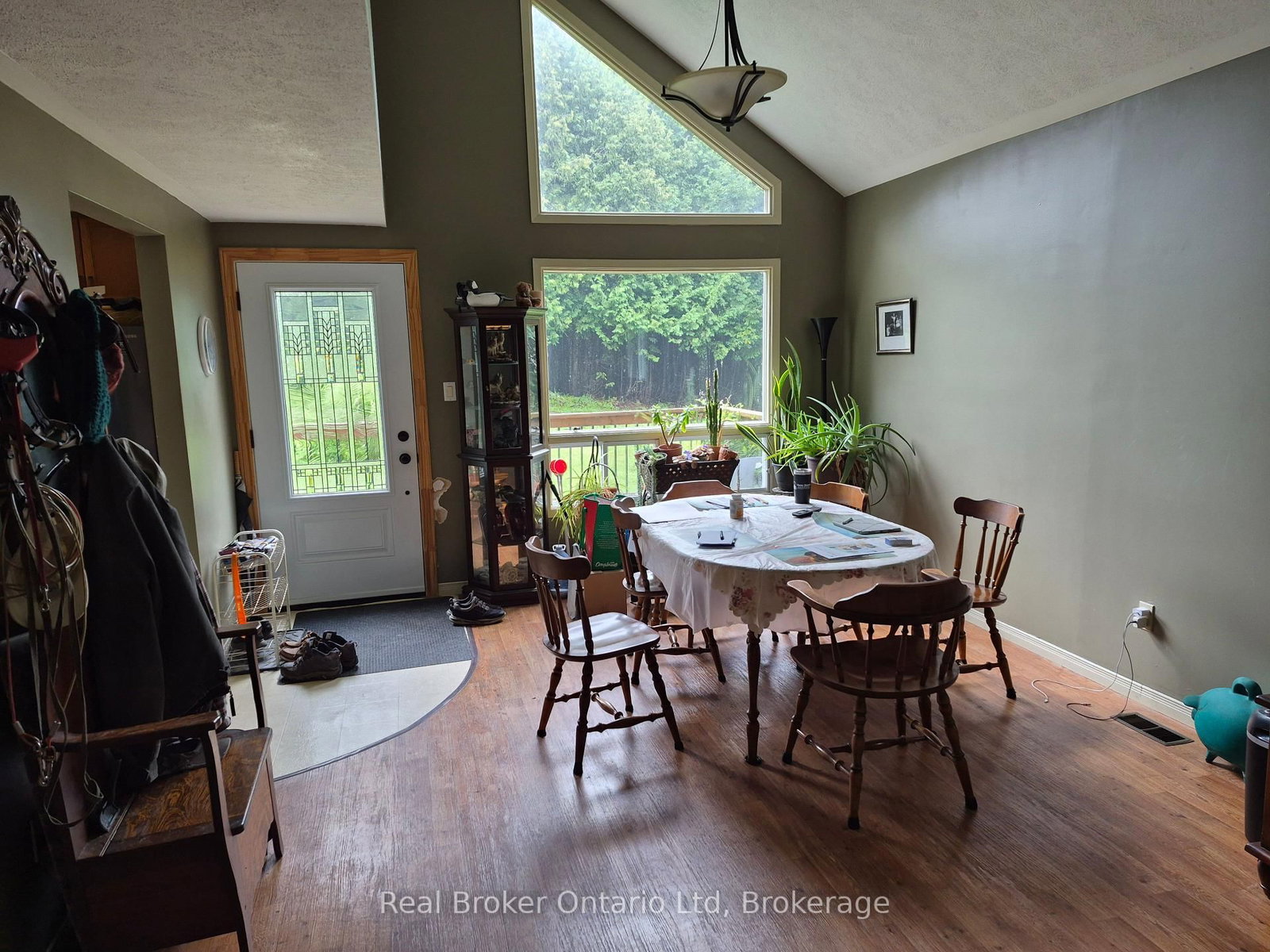 775522 HIGHWAY 10 Highway S • West Grey, ON photo 8