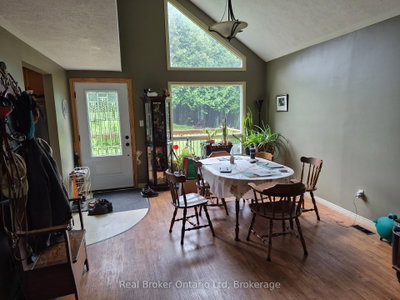 775522 HIGHWAY 10 Highway S • West Grey, ON photo 8