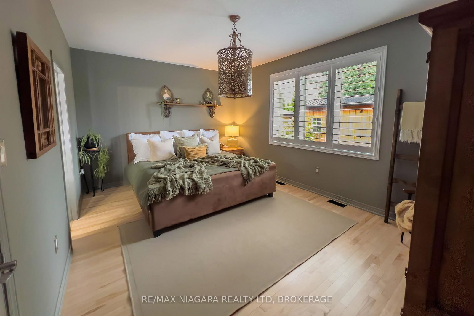436 RIDGEWAY Road • Fort Erie, ON photo 16