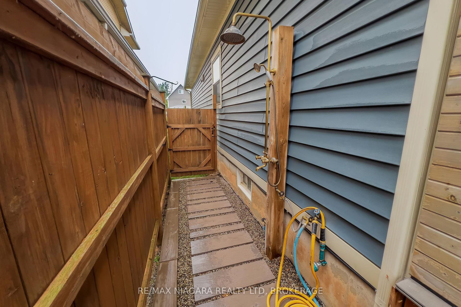 436 RIDGEWAY Road • Fort Erie, ON photo 32