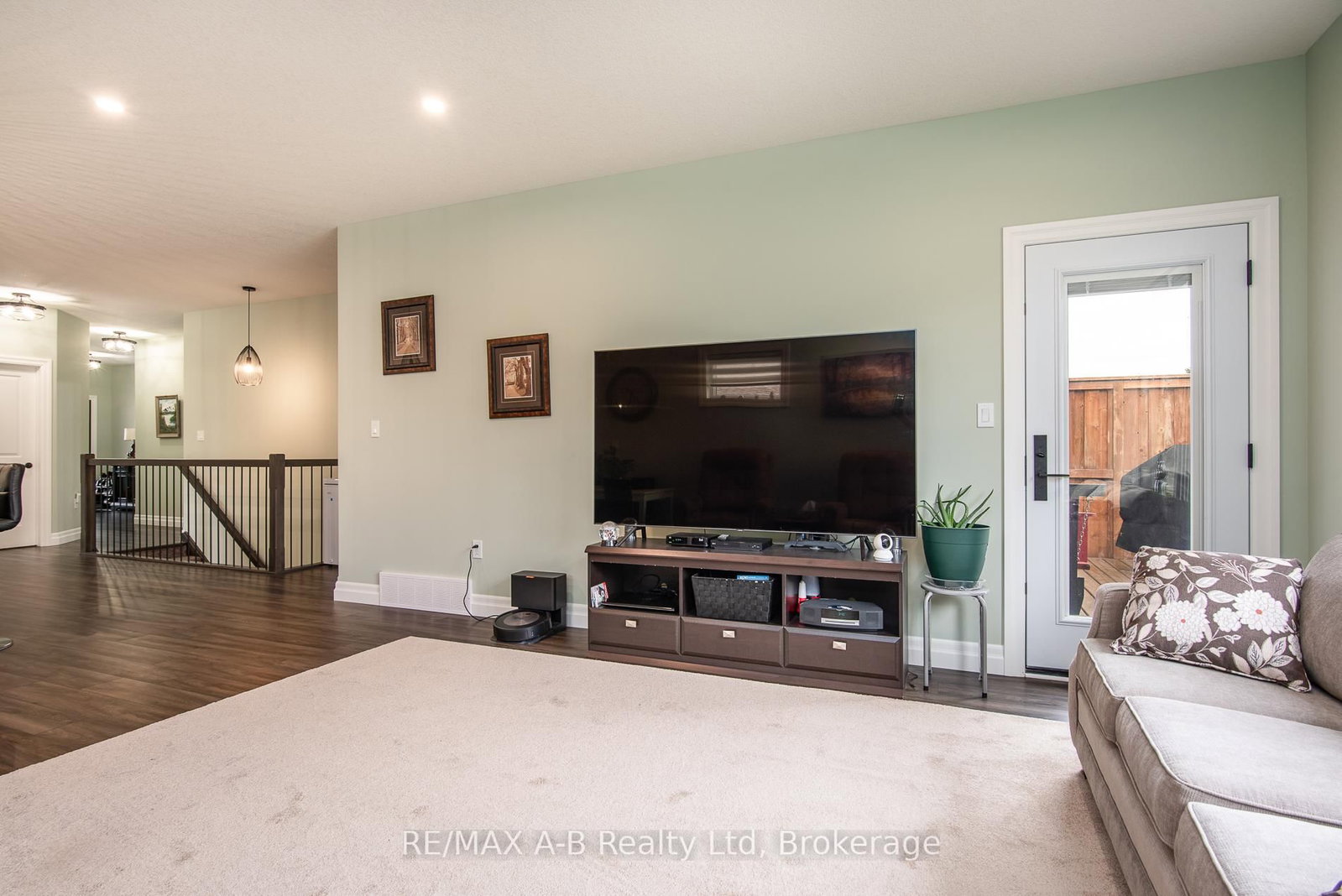 172 Hooper Street • St. Marys, ON photo 16