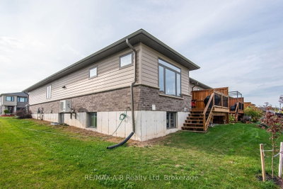 172 Hooper Street • St. Marys, ON photo 4
