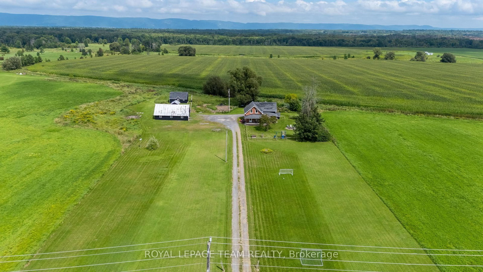 3570 Dunrobin Road • Ottawa, ON photo 30