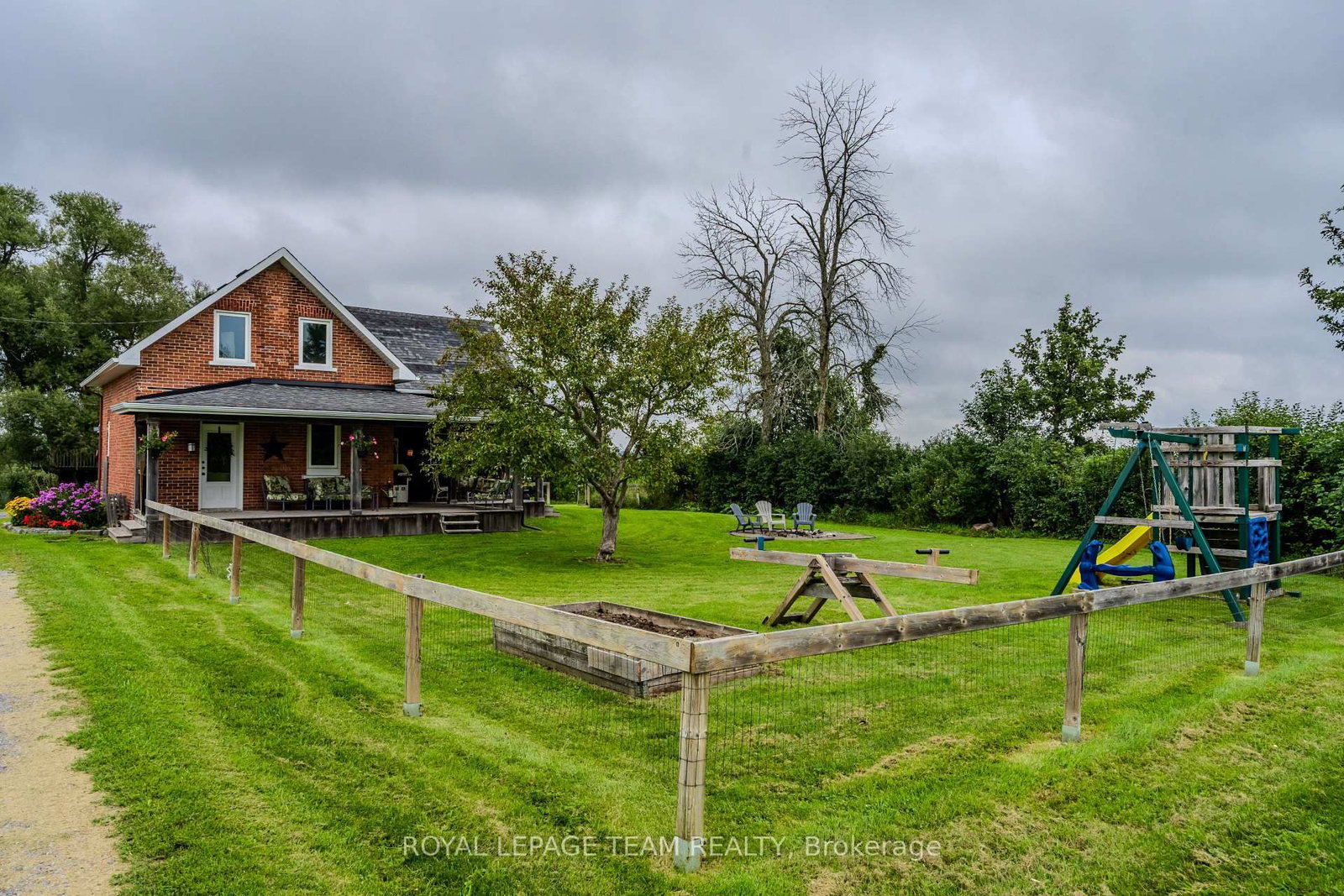 3570 Dunrobin Road • Ottawa, ON photo 45
