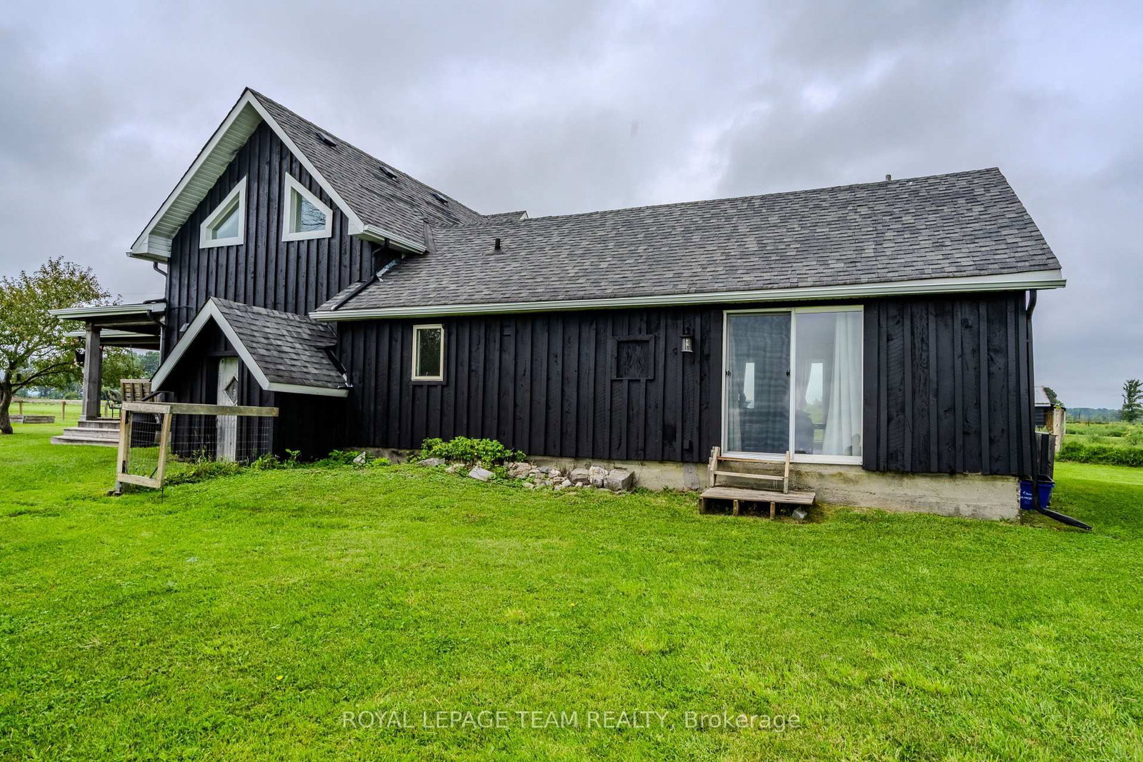 3570 Dunrobin Road • Ottawa, ON photo 48