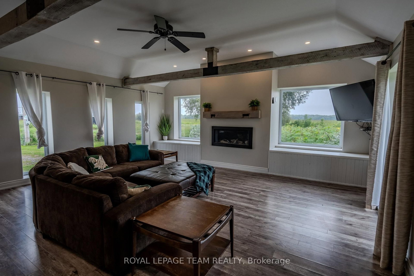 3570 Dunrobin Road • Ottawa, ON photo 6