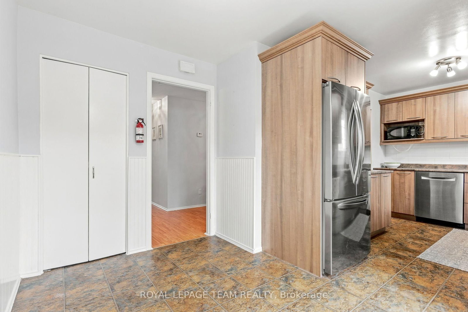 455 Kintyre Private • #9 • Ottawa, ON photo 12