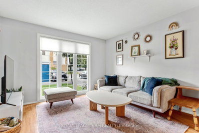 455 Kintyre Private • #9 • Ottawa, ON photo 5