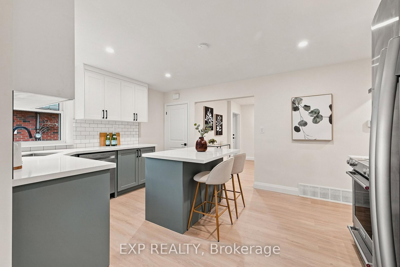 104 Kensington Street • Guelph, ON photo 13