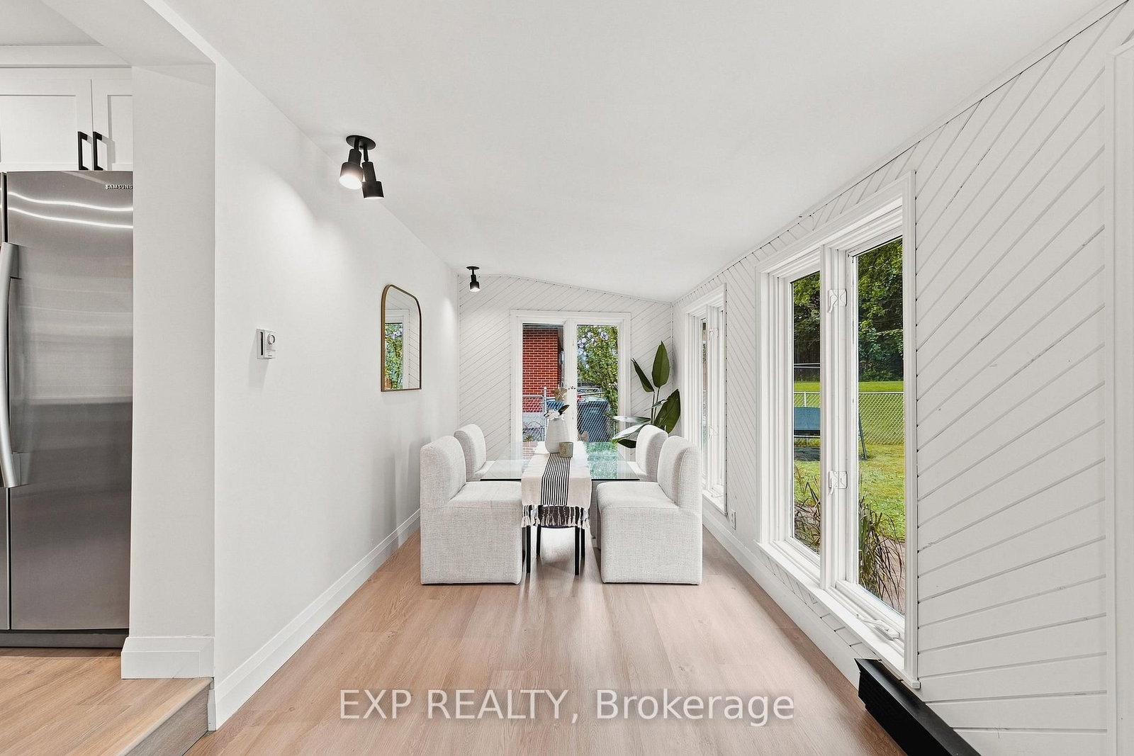 104 Kensington Street • Guelph, ON photo 14