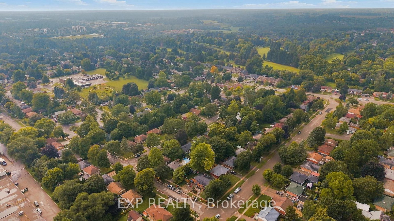 104 Kensington Street • Guelph, ON photo 39