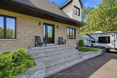 3246 Pattee Road E • East Hawkesbury, ON photo 3
