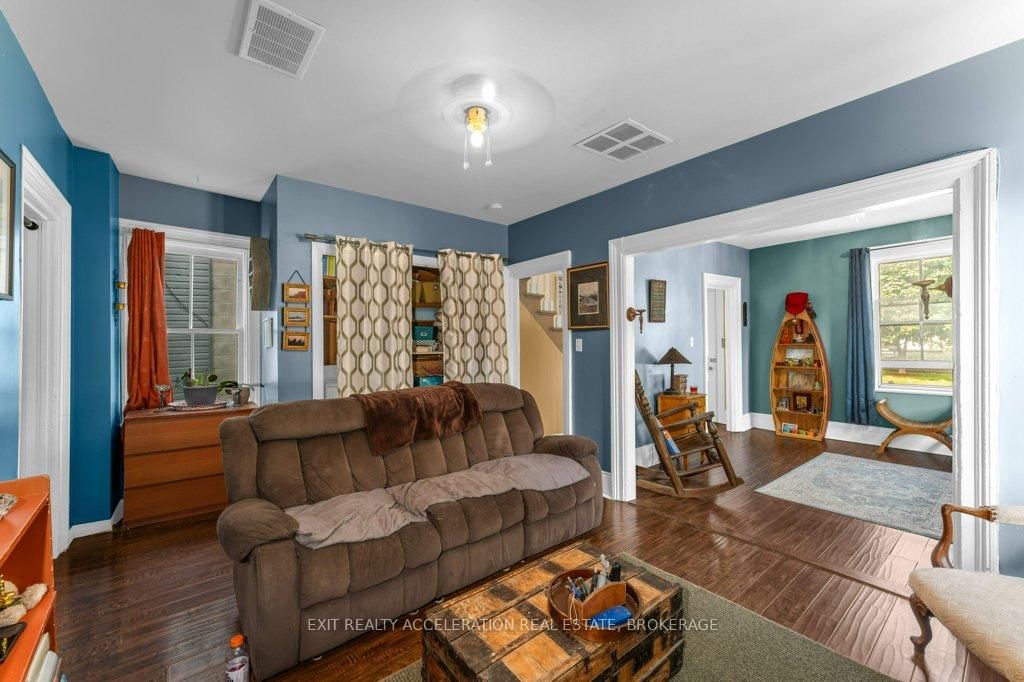 163 Green Street • Deseronto, ON photo 12