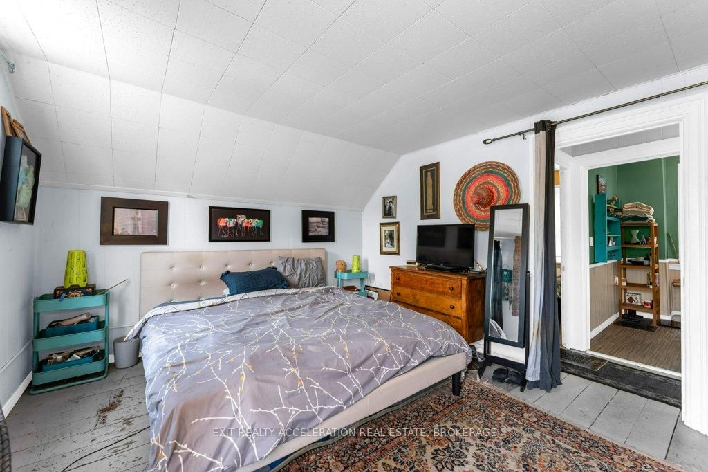 163 Green Street • Deseronto, ON photo 24