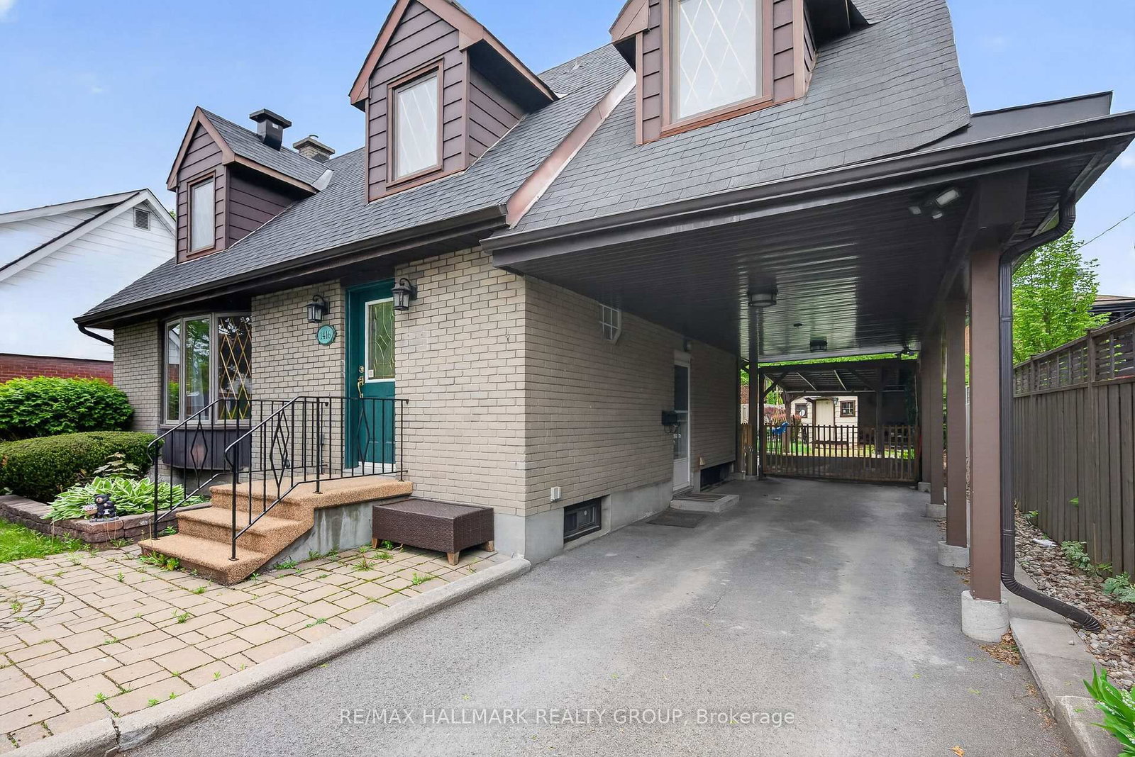 1416 Woodward Avenue • Ottawa, ON photo 3