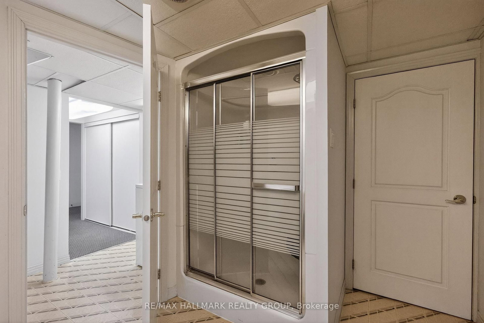 1416 Woodward Avenue • Ottawa, ON photo 33
