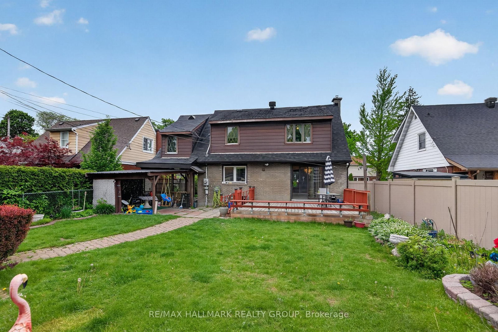 1416 Woodward Avenue • Ottawa, ON photo 42