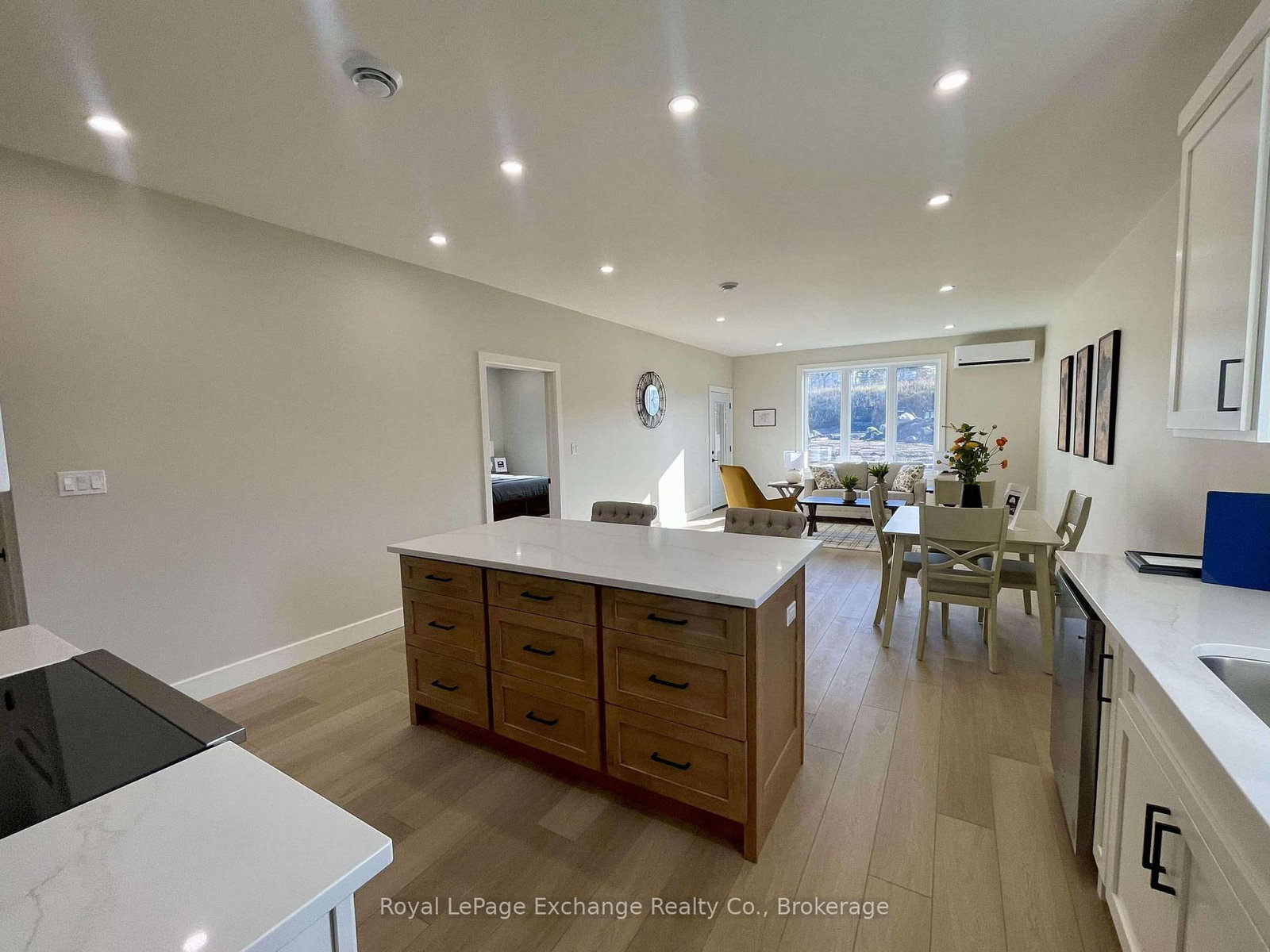 12 Mercedes Crescent • Kincardine, ON photo 8