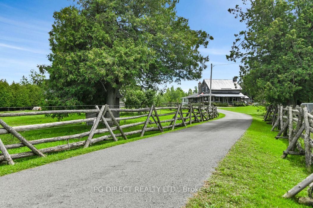 1563 9th Line • Beckwith, ON photo 1