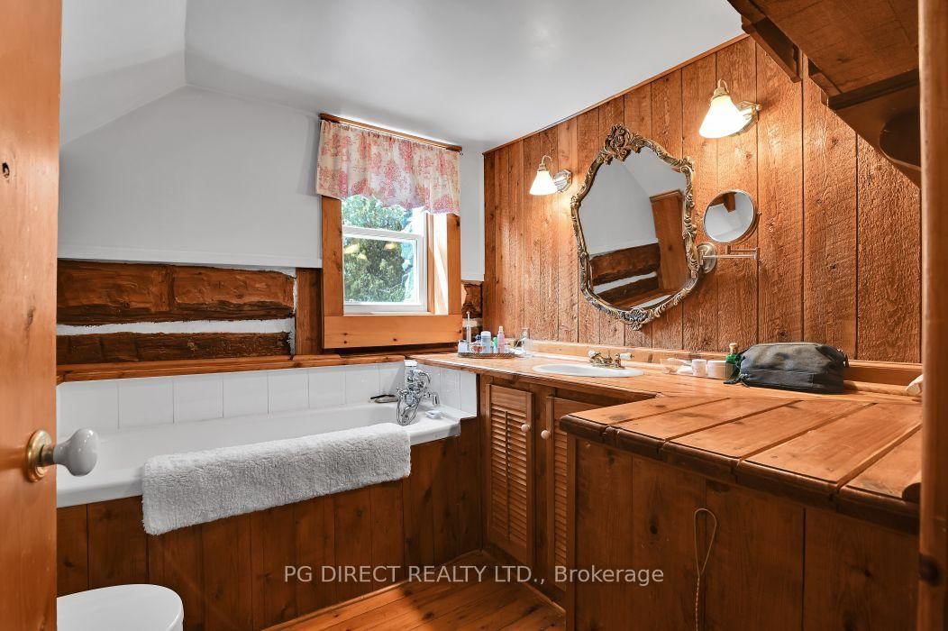 1563 9th Line • Beckwith, ON photo 14