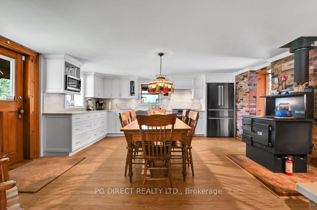 1563 9th Line • Beckwith, ON photo 4
