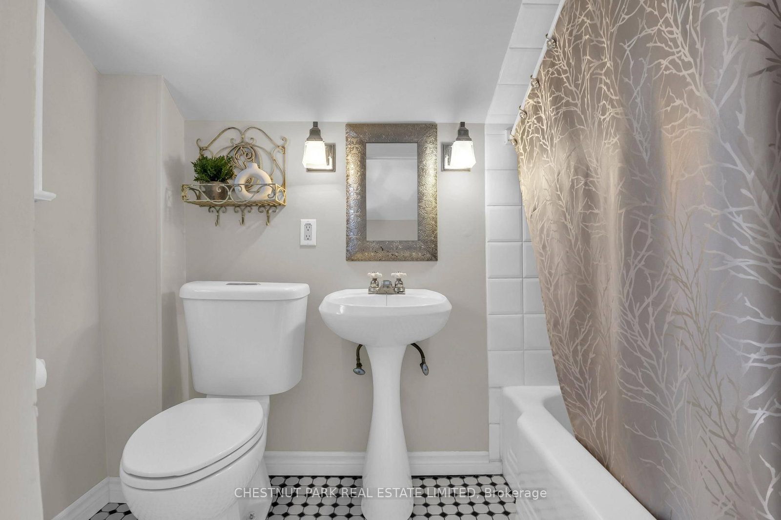 54 Bruce Street • Cambridge, ON photo 31