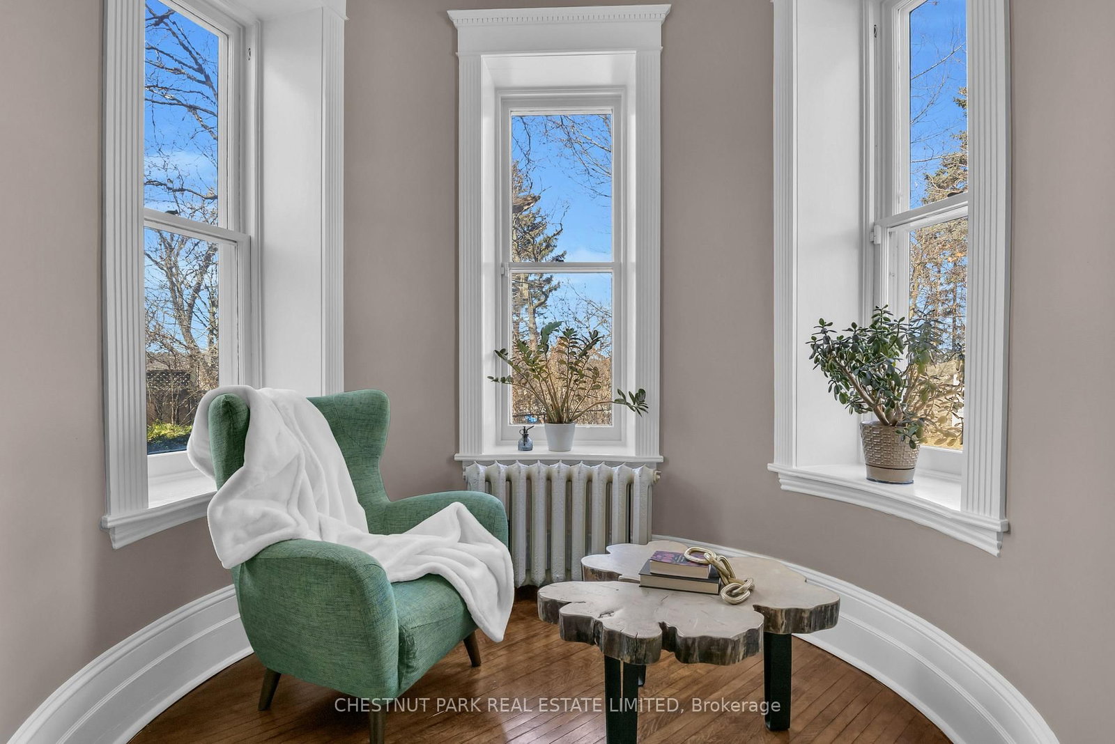 54 Bruce Street • Cambridge, ON photo 8