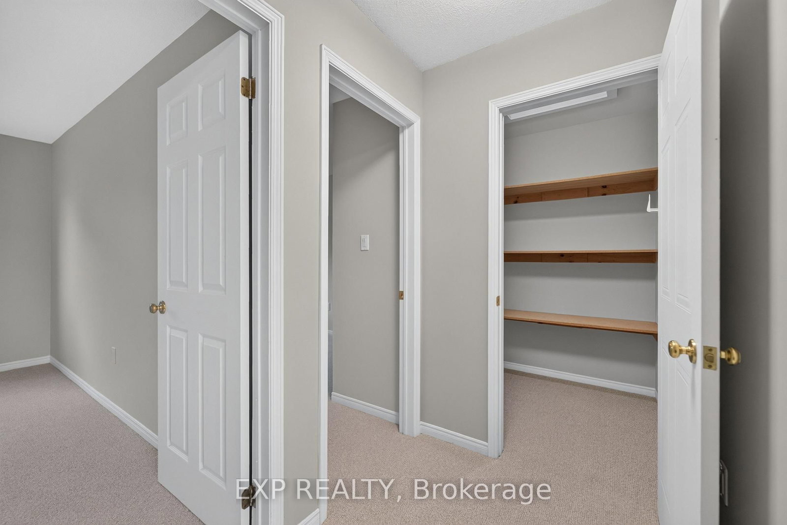 4385 Henry Avenue • Lincoln, ON photo 21