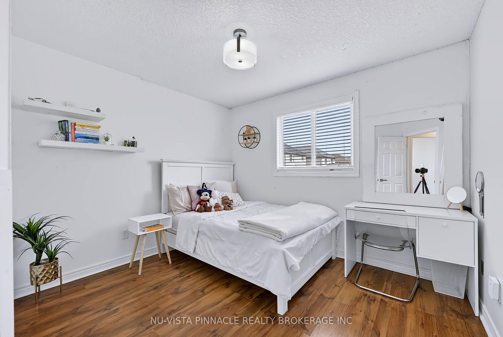 2871 Meadowgate Boulevard • London South, ON photo 23