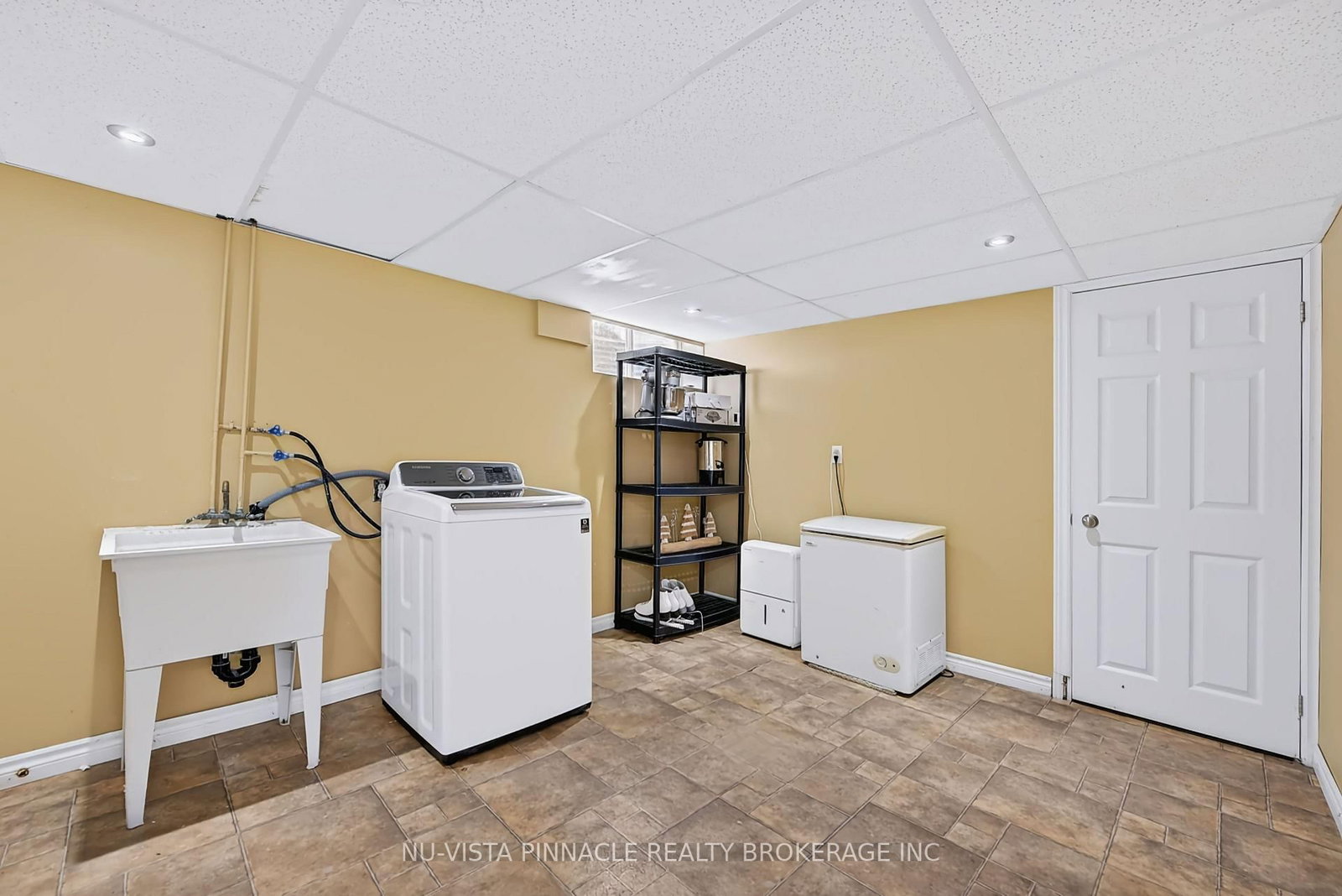 2871 Meadowgate Boulevard • London South, ON photo 34