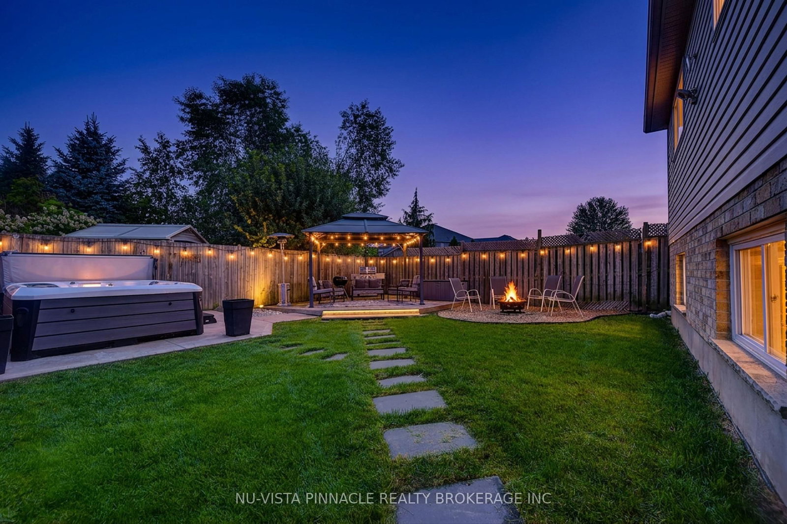 2871 Meadowgate Boulevard • London South, ON photo 38