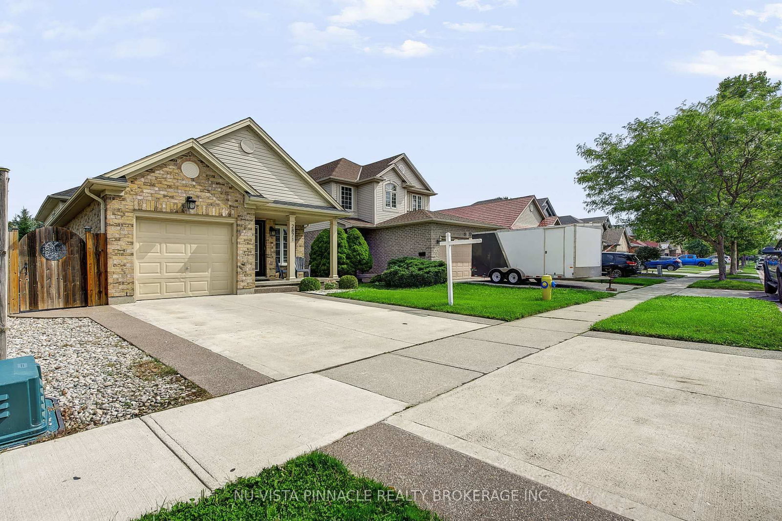 2871 Meadowgate Boulevard • London South, ON photo 6