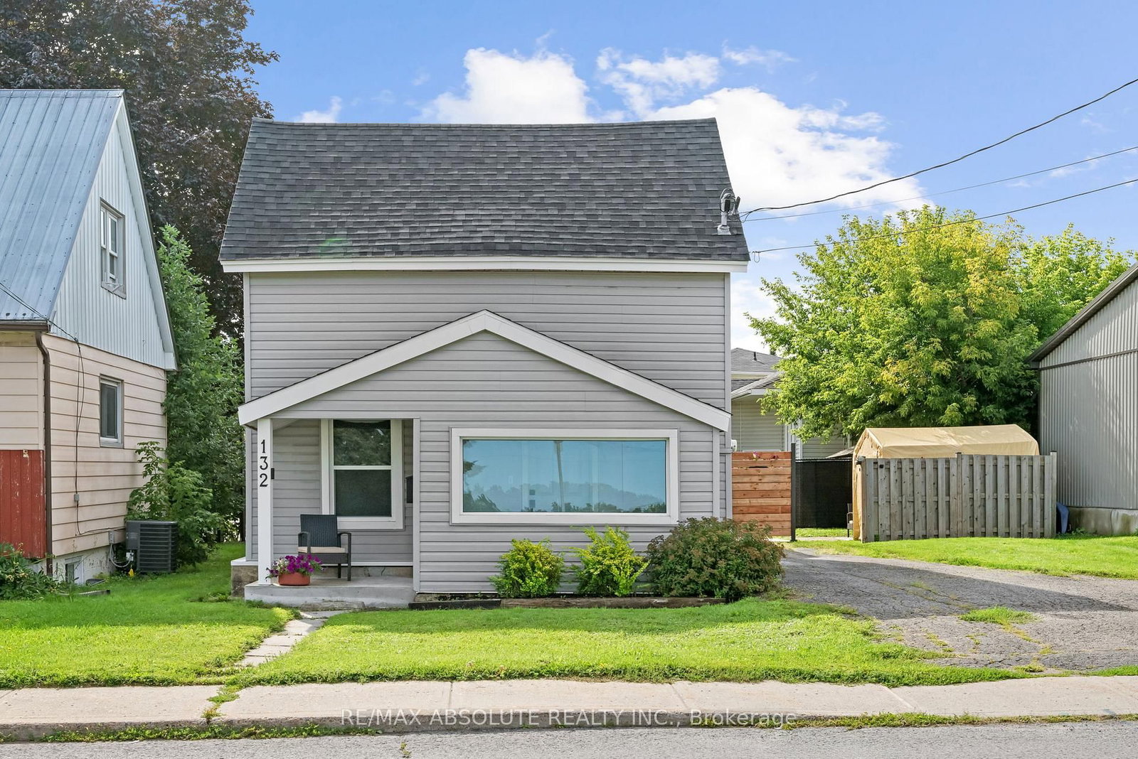 132 Edward Street S • Arnprior, ON photo 1