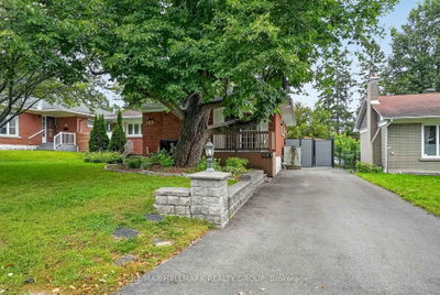 987 Neville Street • Ottawa, ON photo 2