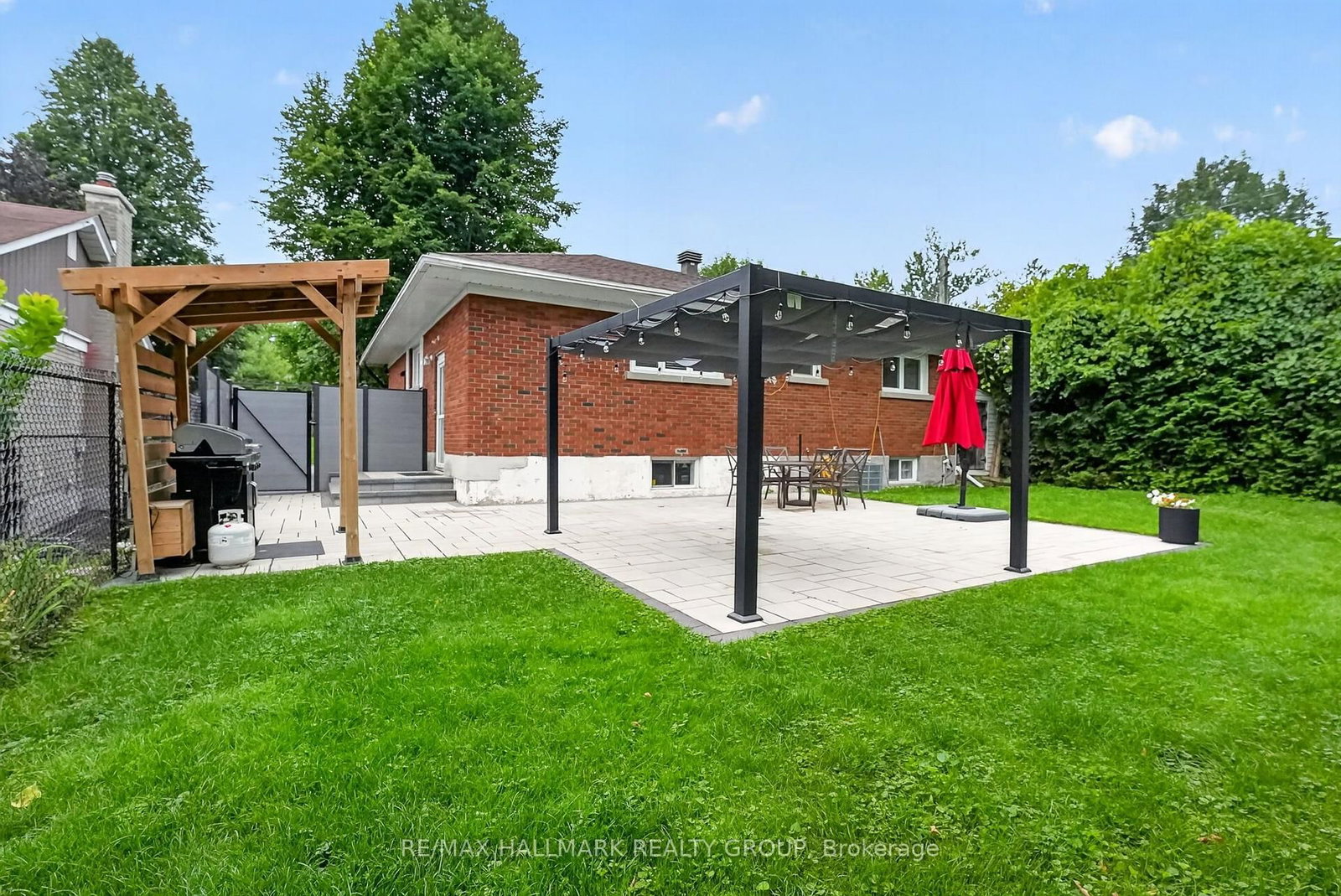 987 Neville Street • Ottawa, ON photo 39
