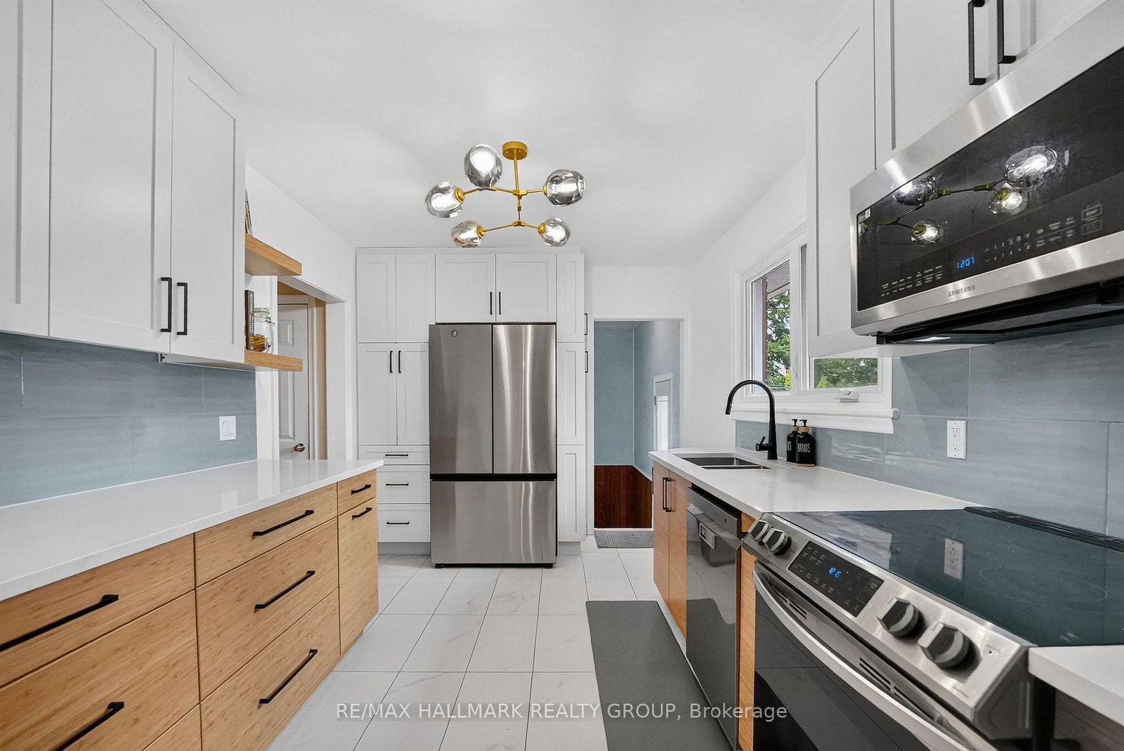 987 Neville Street • Ottawa, ON photo 9