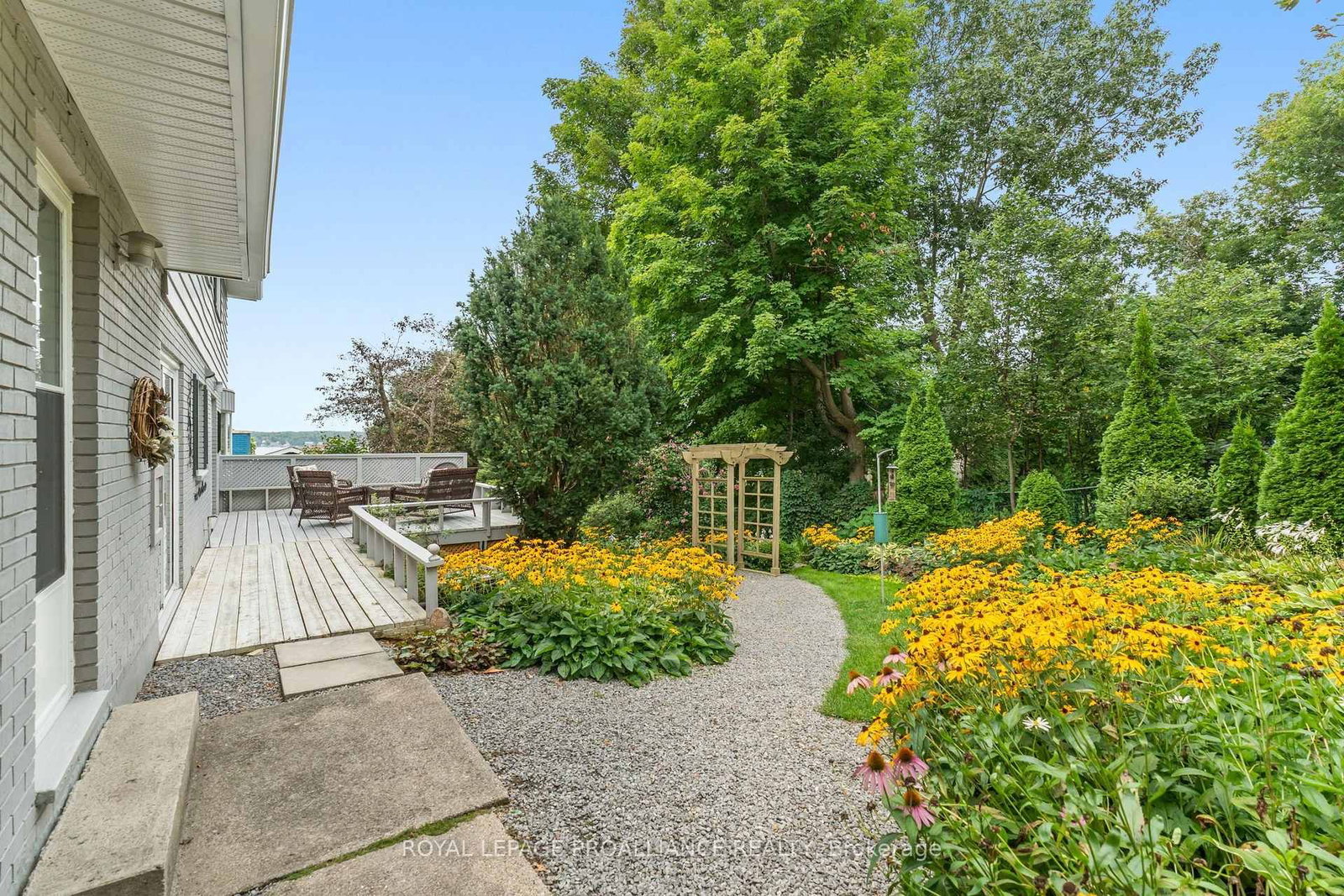 5 Rockcliffe Road • Brockville, ON photo 43