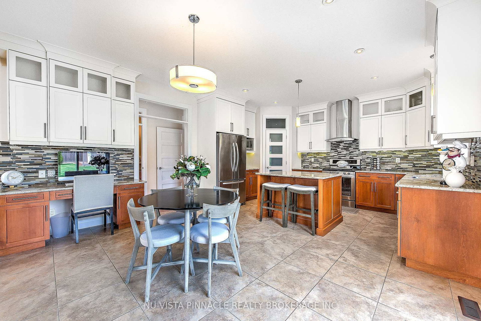738 Hickoryridge Common • London North, ON photo 15