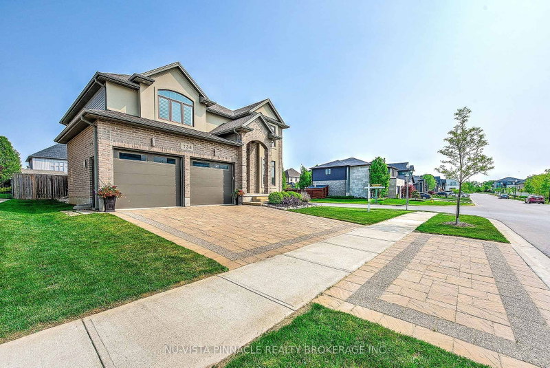 738 Hickoryridge Common