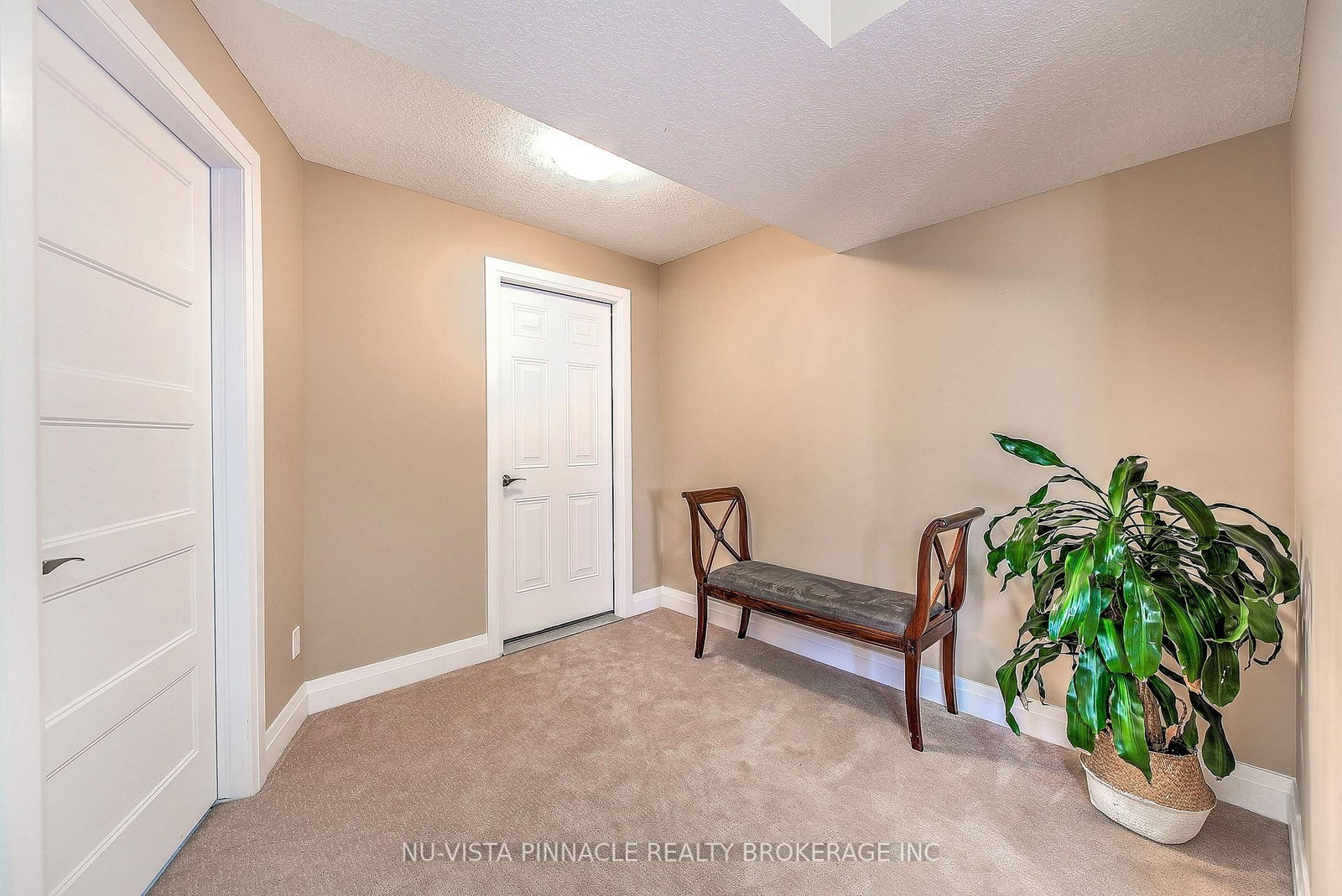 738 Hickoryridge Common • London North, ON photo 36