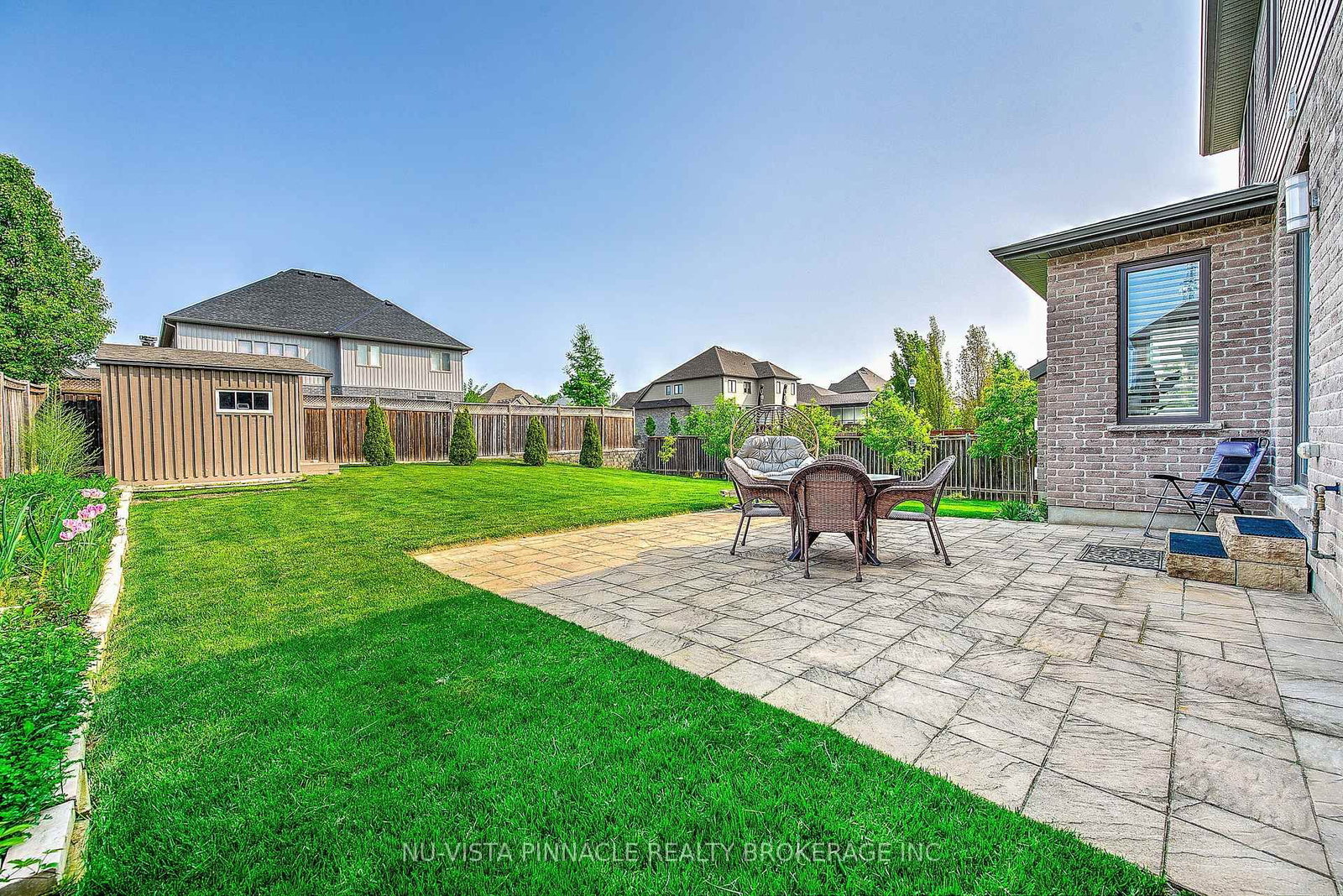 738 Hickoryridge Common • London North, ON photo 45