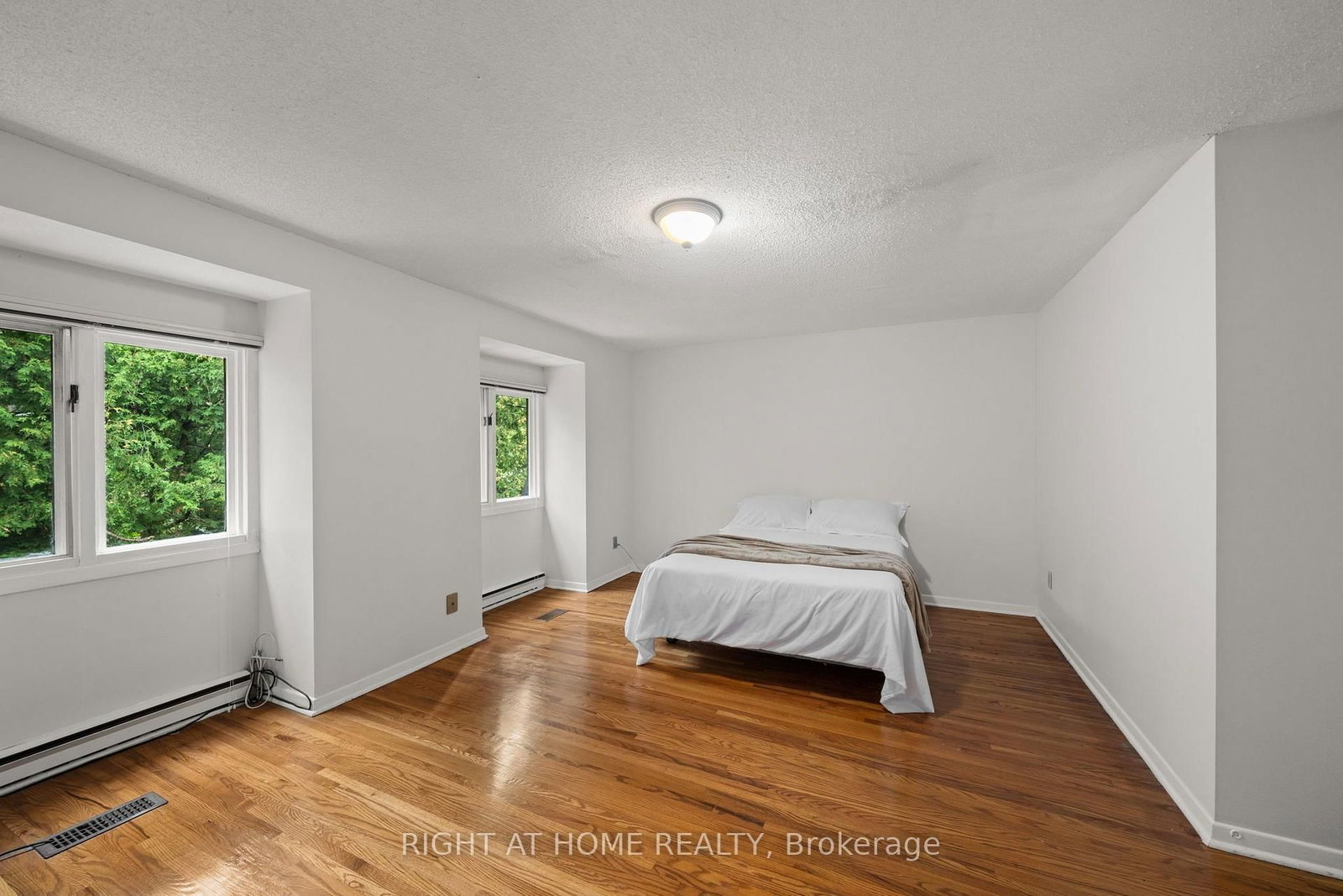 9 Marco Lane • Ottawa, ON photo 13