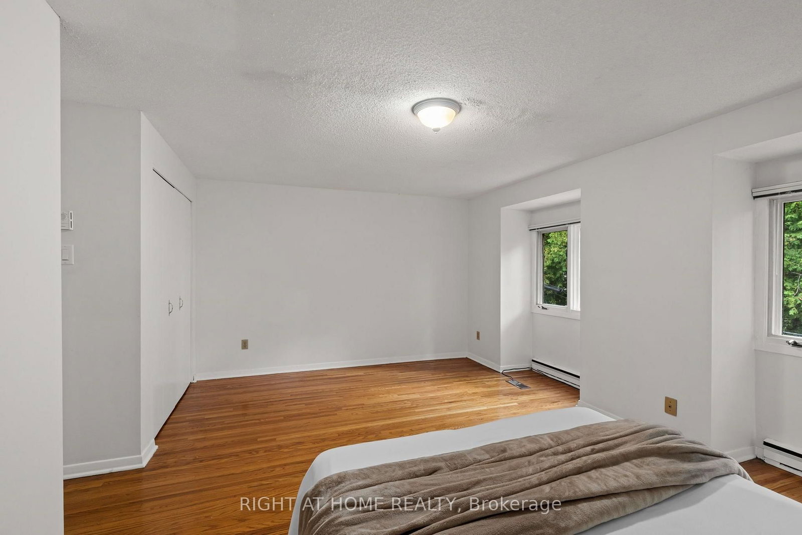 9 Marco Lane • Ottawa, ON photo 15