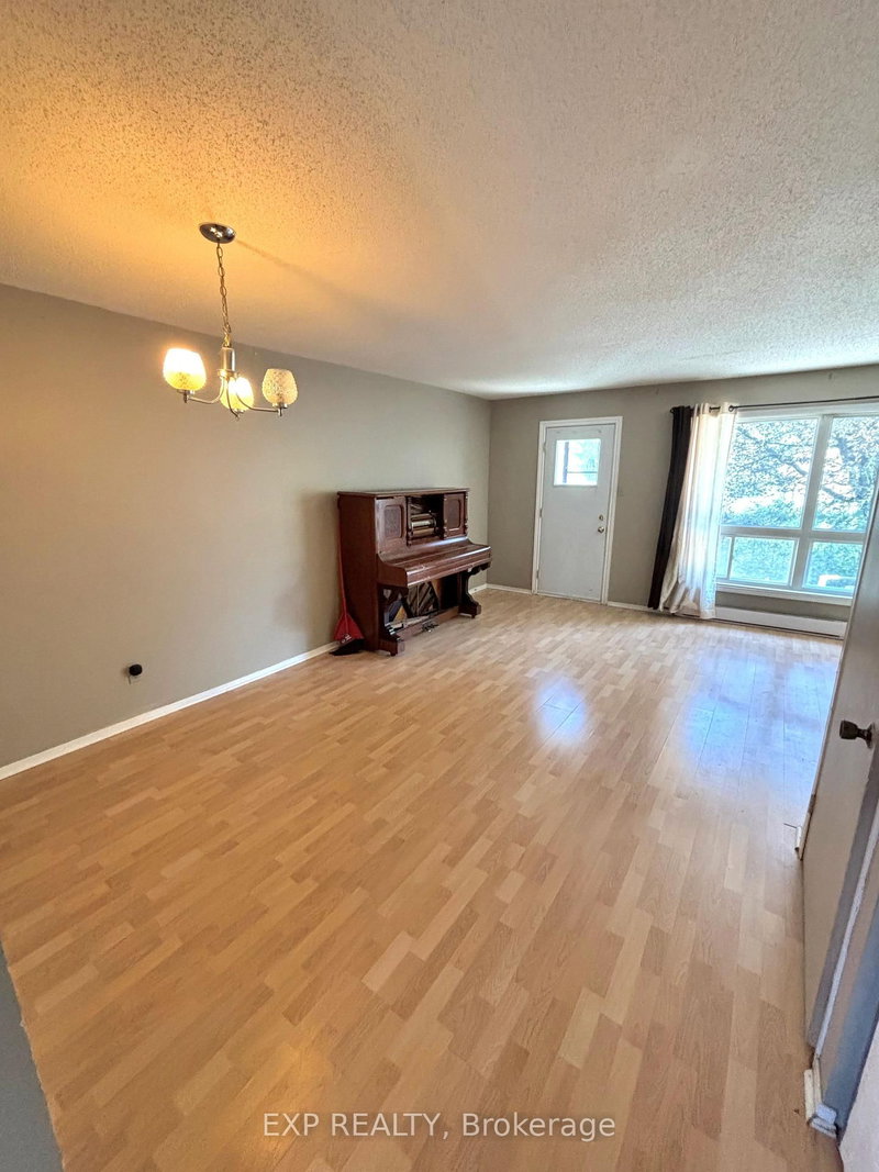 10 - 41 Pixley Private