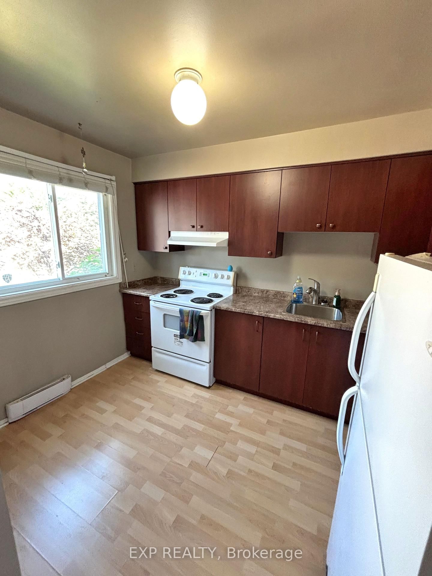 41 Pixley Private • #10 • Ottawa, ON photo 4