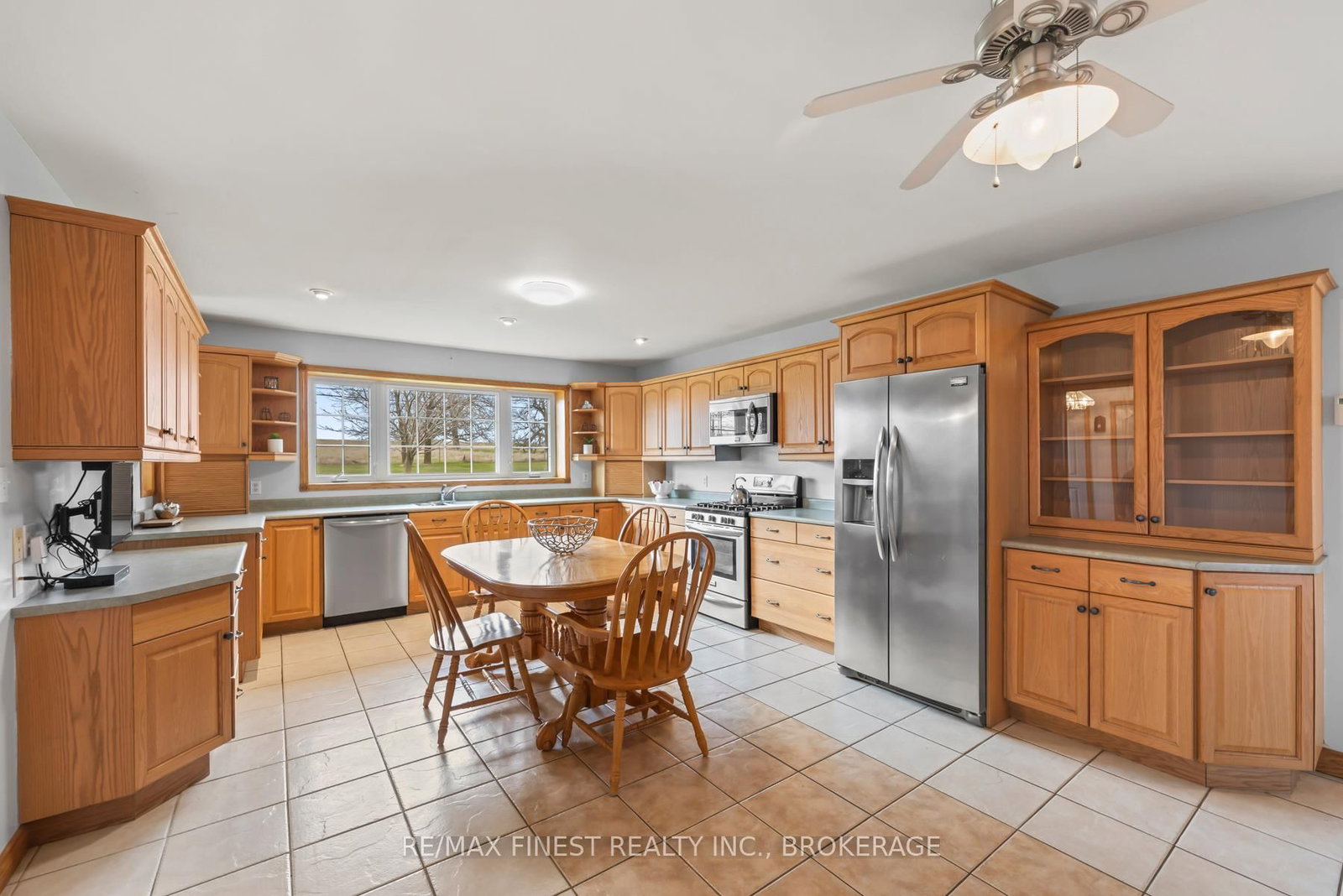 2800 Front Road • Stella, ON photo 11