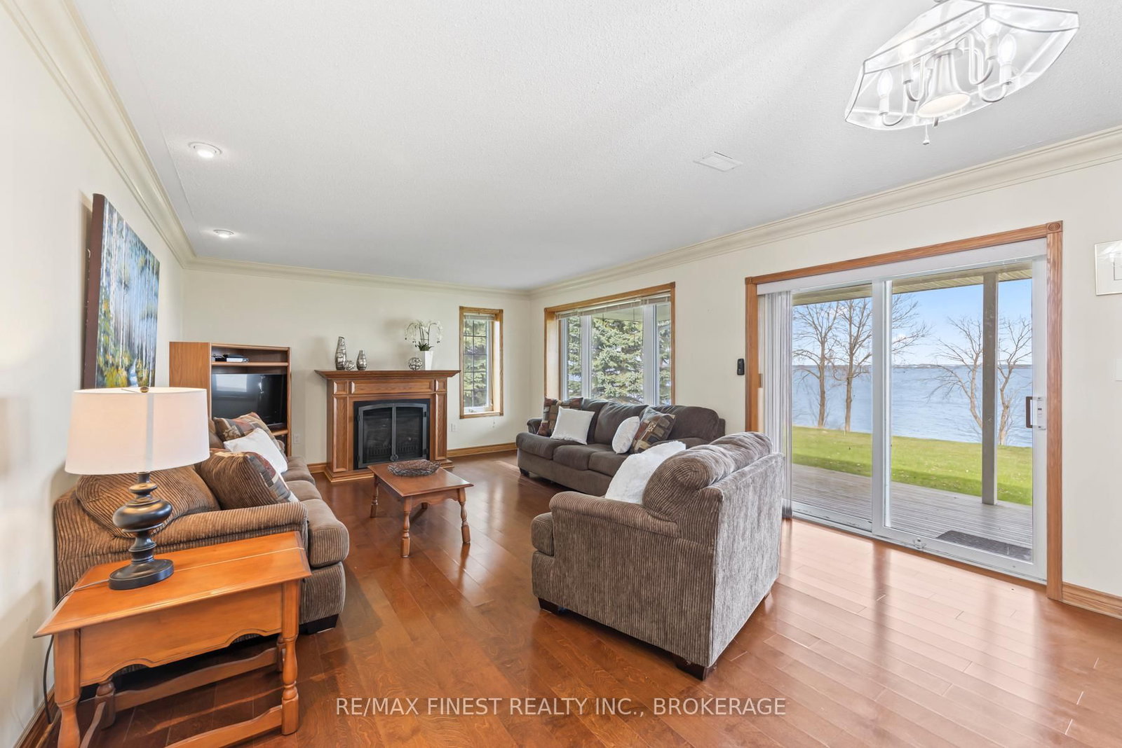 2800 Front Road • Stella, ON photo 26