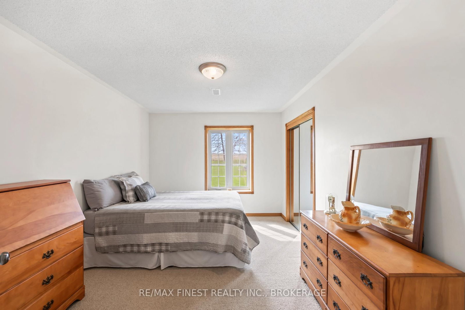 2800 Front Road • Stella, ON photo 30
